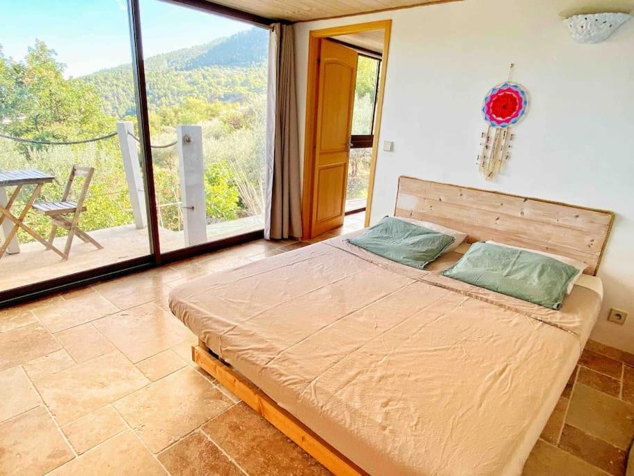 Bas De Villa Au Milieu Des Oliviers. Chateauneuf-Villevieille Eksteriør billede
